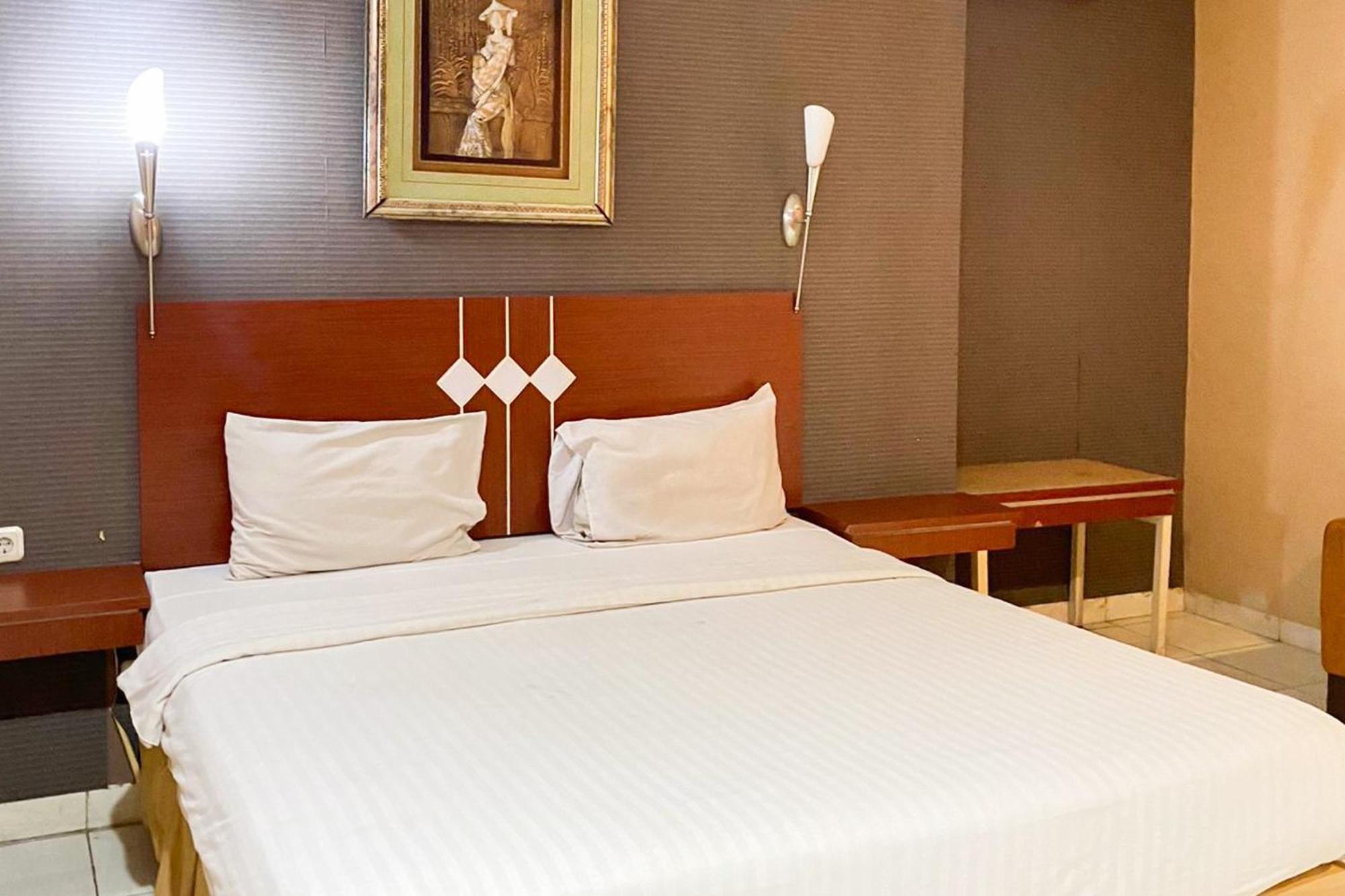Urbanview Trisula Hotel Макасар Экстерьер фото