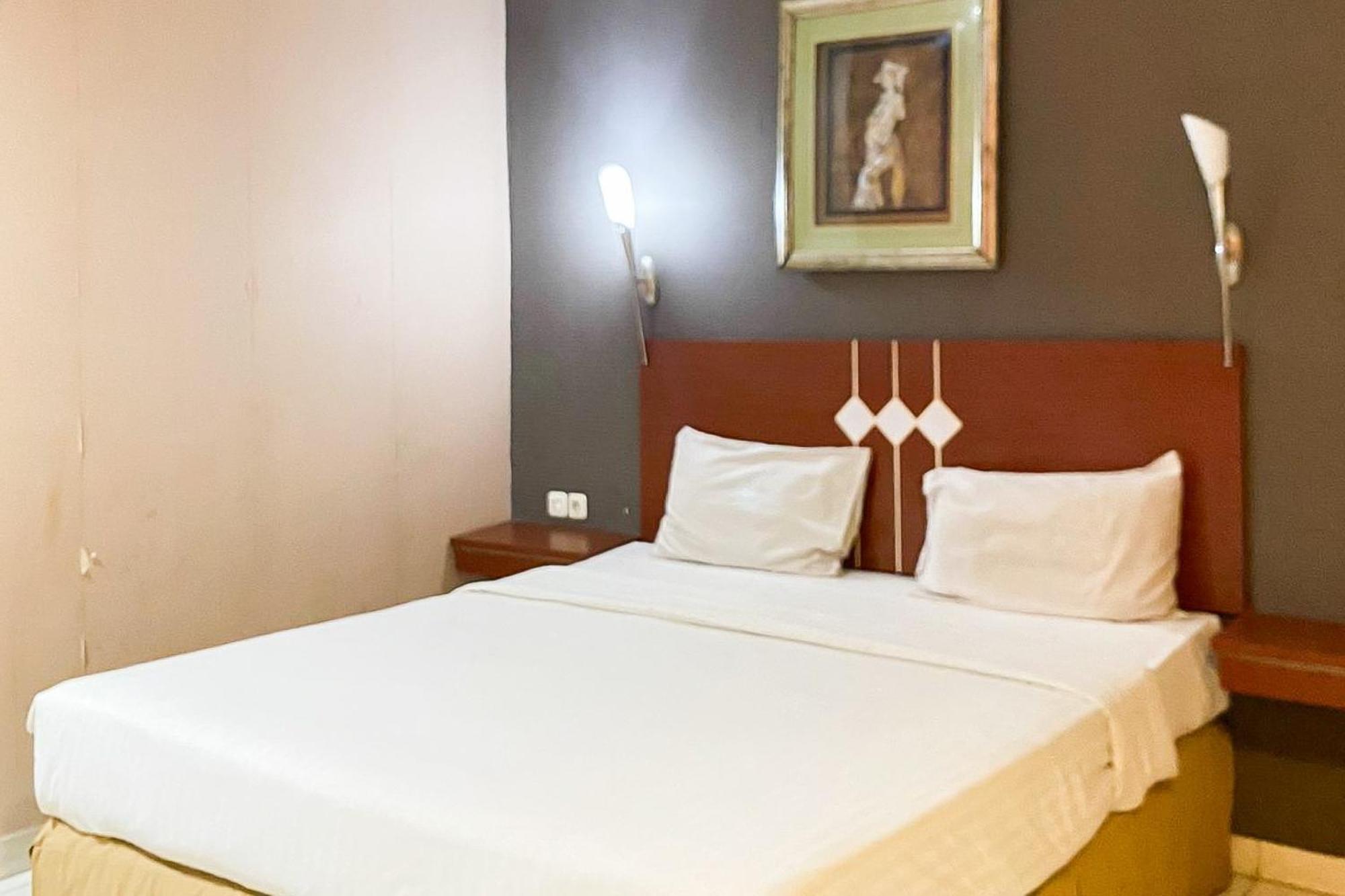 Urbanview Trisula Hotel Макасар Экстерьер фото